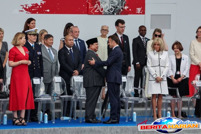 macron bangga tni parade dengan pasukan prancis sebut prabowo sahabat