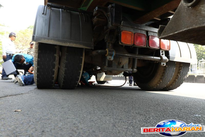 pakailah masker kualitas udara jakarta terburuk kedua di dunia
