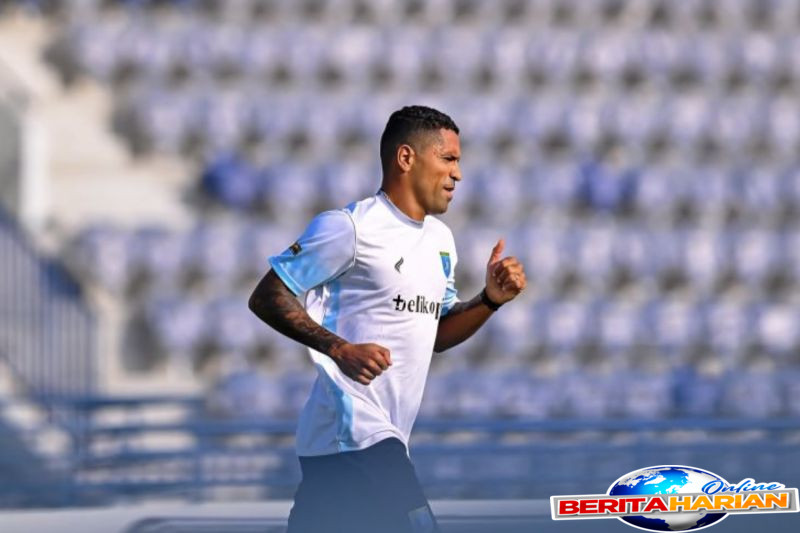 Persela Angkut Tim Utuh ke Pelatihan Yogyakarta Menyongsong Kompetisi 1 persela bawa skuad lengkap ke tc yogyakarta jelang kompetisi