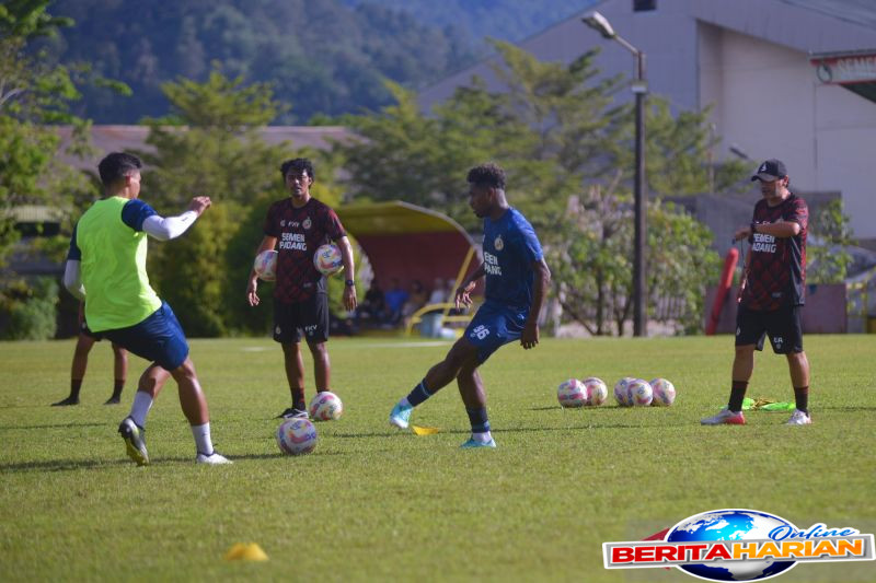 Semen Padang Targetkan Posisi Lima Besar di BRI Super League 2025/2026 1 semen padang berambisi tembus lima besar bri super league 20252026