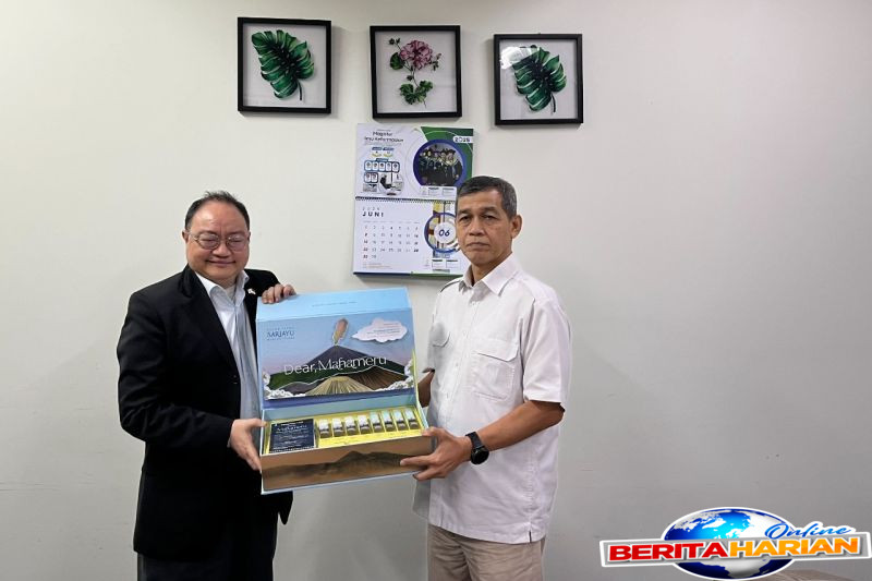 ui dan martha tilaar kembangkan industri kosmetik