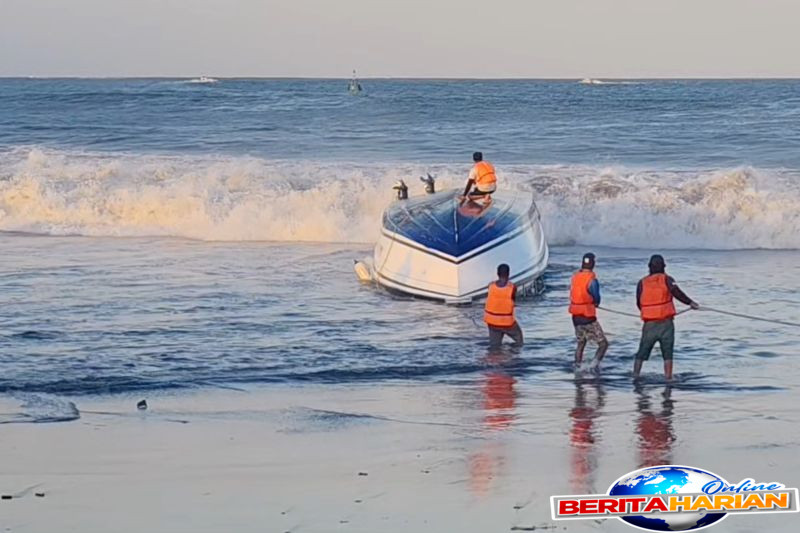 Tragedi Kapal Nusa Penida-Sanur: Dua Turis Asing Tewas 1 kapal penyeberangan nusa penida sanur terbalik 2 wna meninggal