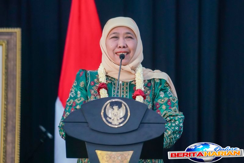 khofifah sebut masyarakat berperan mencerdaskan kehidupan bangsa