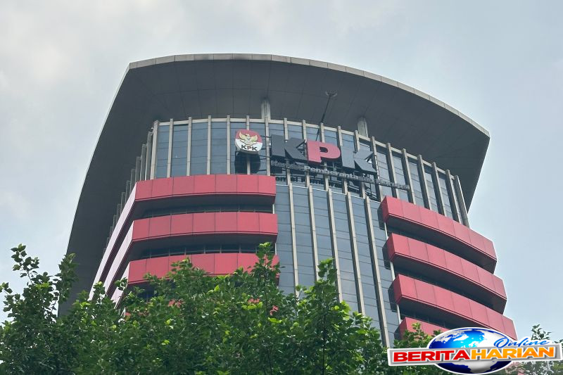 kpk pertanyakan bi dan ojk salurkan dana csr ke yayasan anggota dpr