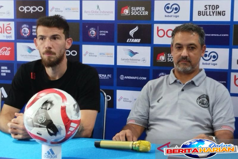 marcos santos janjikan arema tampil beda saat jamu psbs di kandang